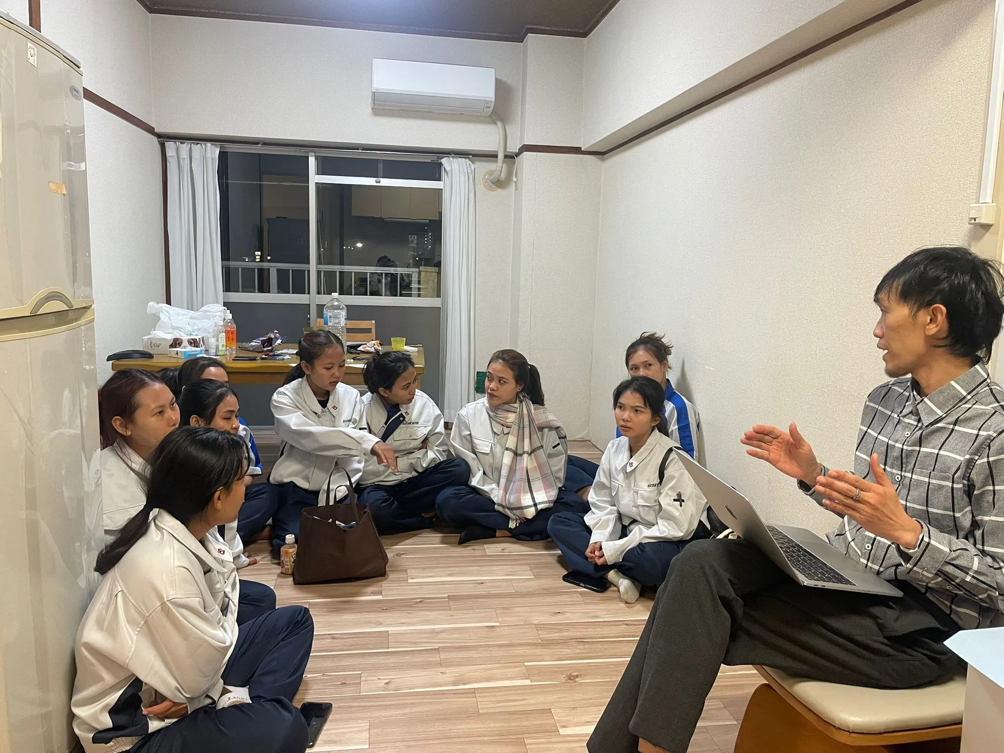 Siswa magang Jepang LPK Yamaguchi berkumpul bersama